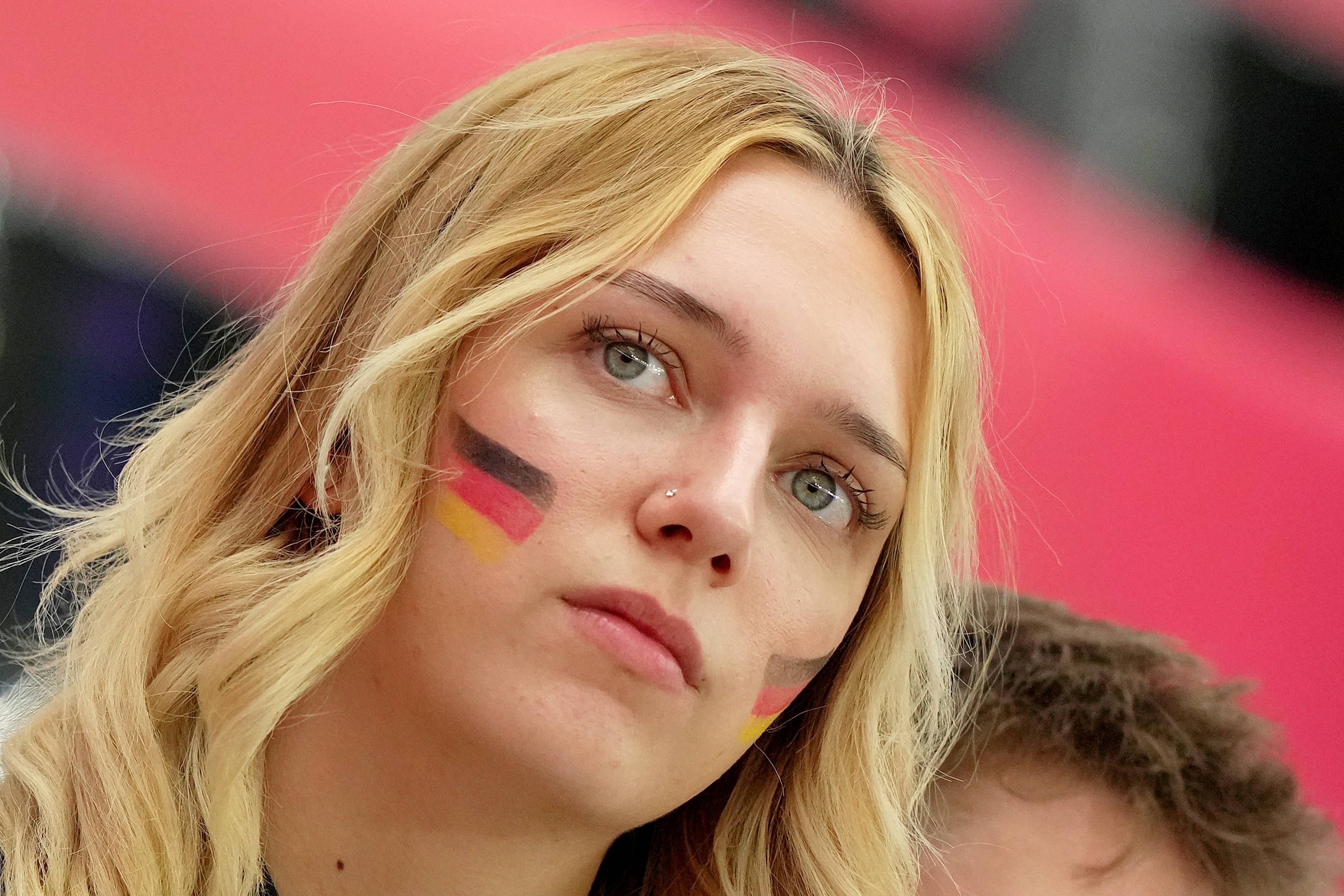 欧洲女足大赛决赛现最佳争夺,球迷热切期待的简单介绍 欧洲女足大赛决赛现最佳争夺,球迷热切期待的简单介绍