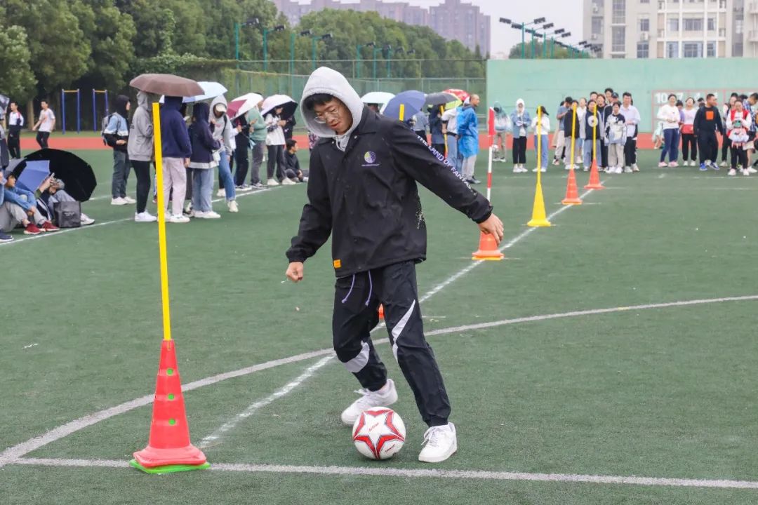 激情迸发！球员勇往直前决胜最后一环的简单介绍