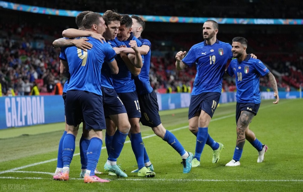 关于意大利传统强队连取胜利,势如破竹的信息 关于意大利传统强队连取胜利,势如破竹的信息