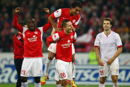 弗赖堡主场战平对手,保级形势依然严峻的简单介绍 弗赖堡主场战平对手,保级形势依然严峻的简单介绍