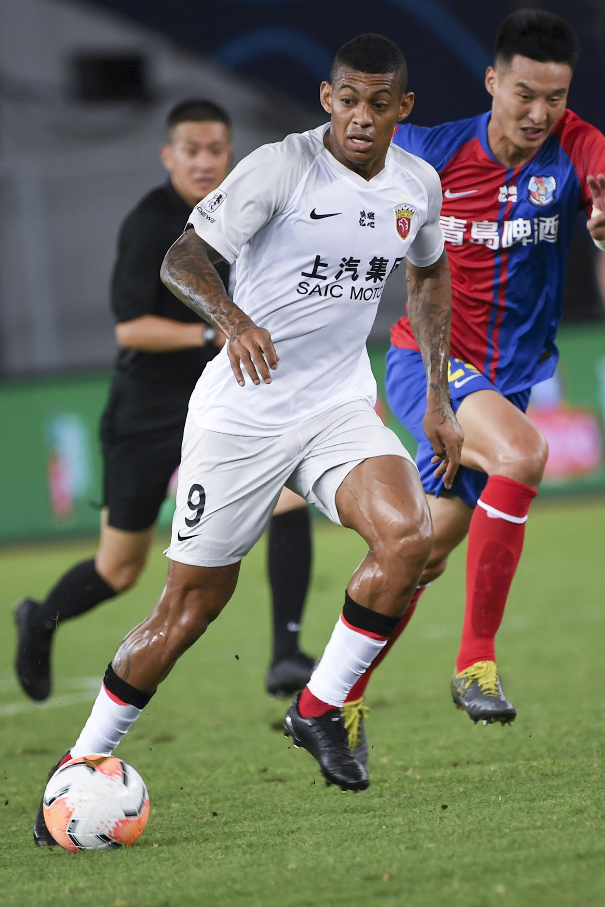 包含猛龙新援突破自我,表现出色获得主教练赞赏的词条 包含猛龙新援突破自我,表现出色获得主教练赞赏的词条