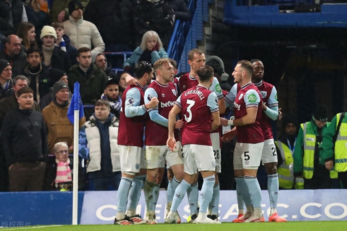 西汉姆联客场逆转,近期状态逐步回升的简单介绍 西汉姆联客场逆转,近期状态逐步回升的简单介绍