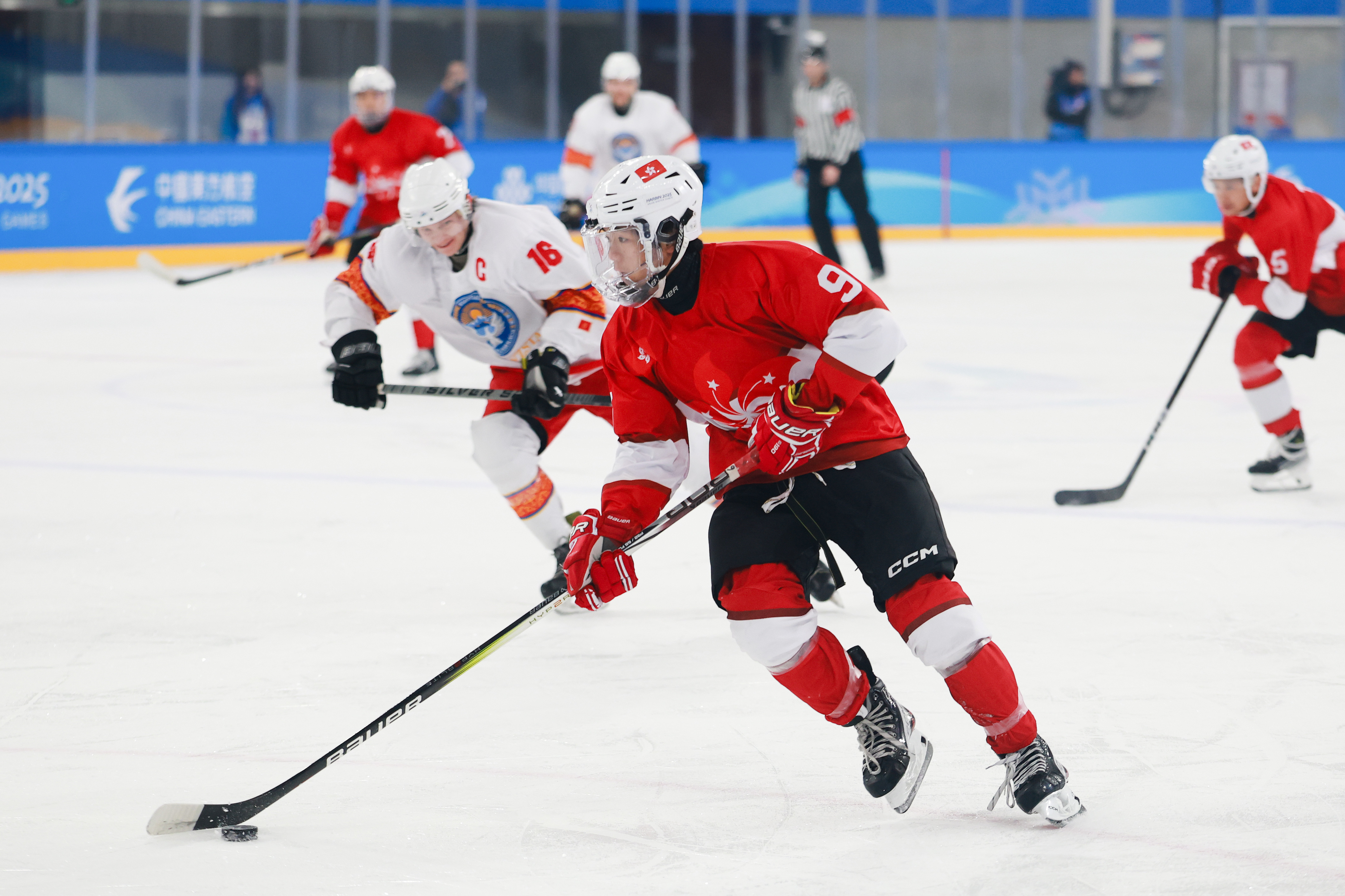 冰岛队奋勇拼搏！最新比赛结果揭晓！