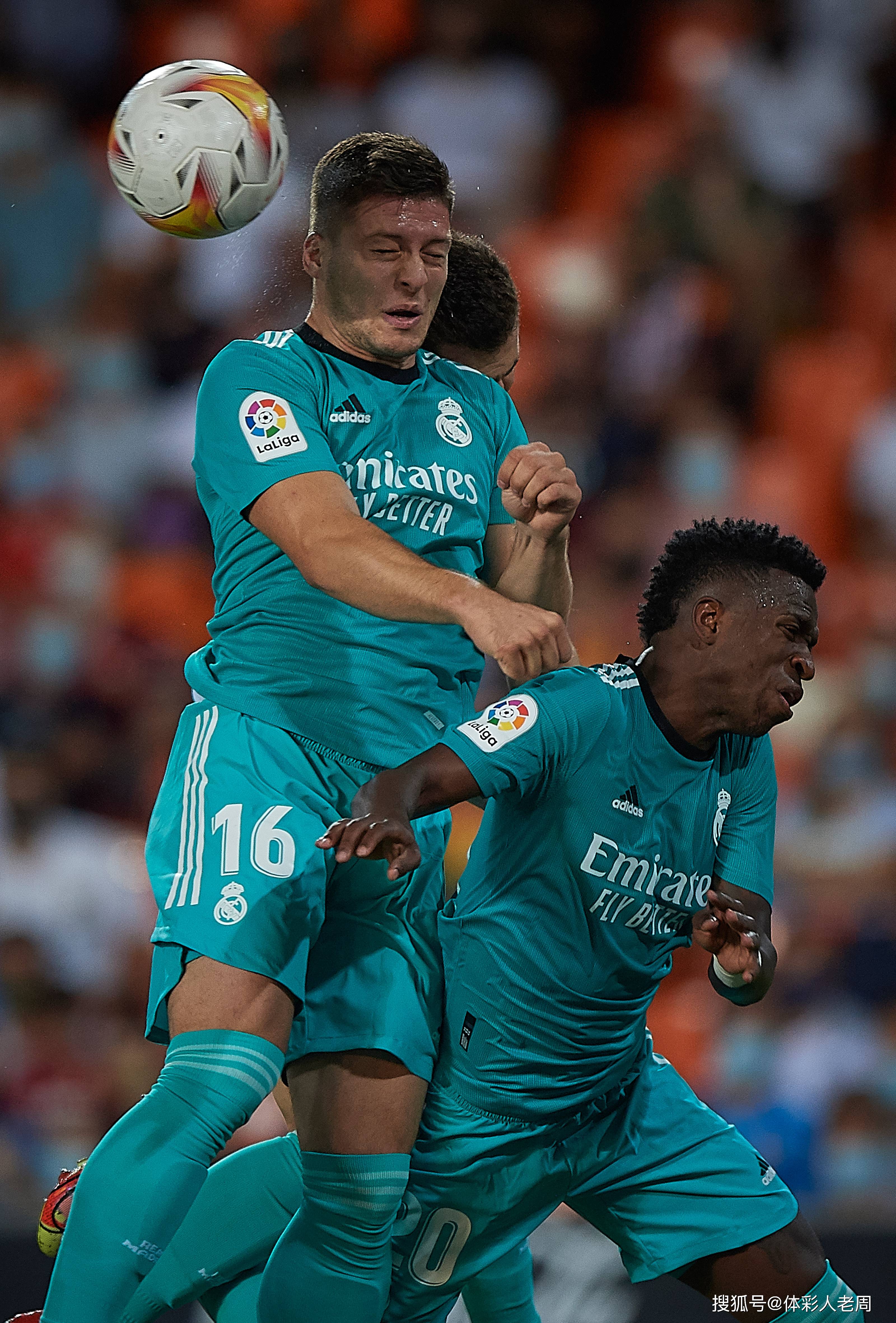 关于世界足坛传出重磅消息,一场精彩对抗俘获球迷心的信息 关于世界足坛传出重磅消息,一场精彩对抗俘获球迷心的信息