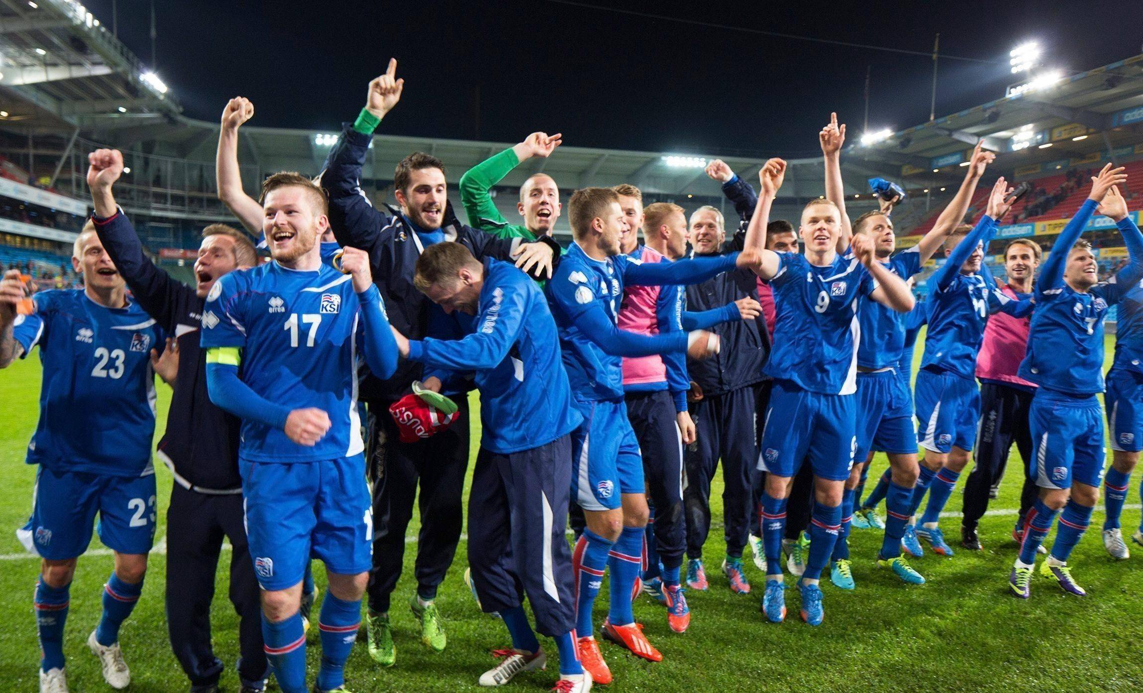 球员们在欧国联赛中展现出色的技术和体力 球员们在欧国联赛中展现出色的技术和体力