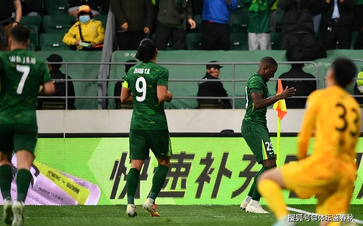 恒大新援表现神勇,帮助球队击败国安 恒大新援表现神勇,帮助球队击败国安