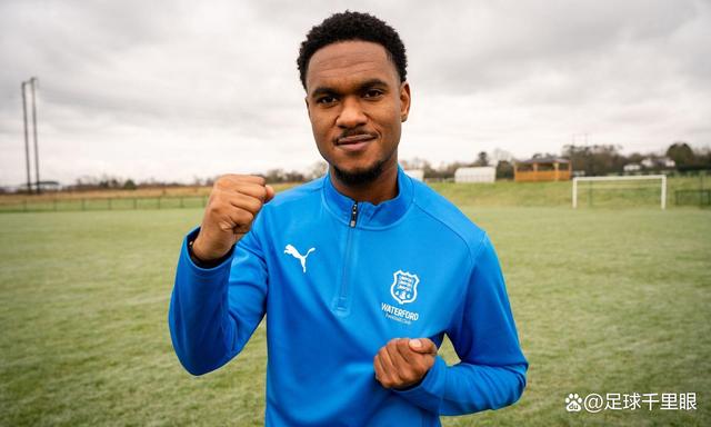 关于阿贾克斯年轻新秀表现亮眼,赢得主教练青睐的信息 关于阿贾克斯年轻新秀表现亮眼,赢得主教练青睐的信息