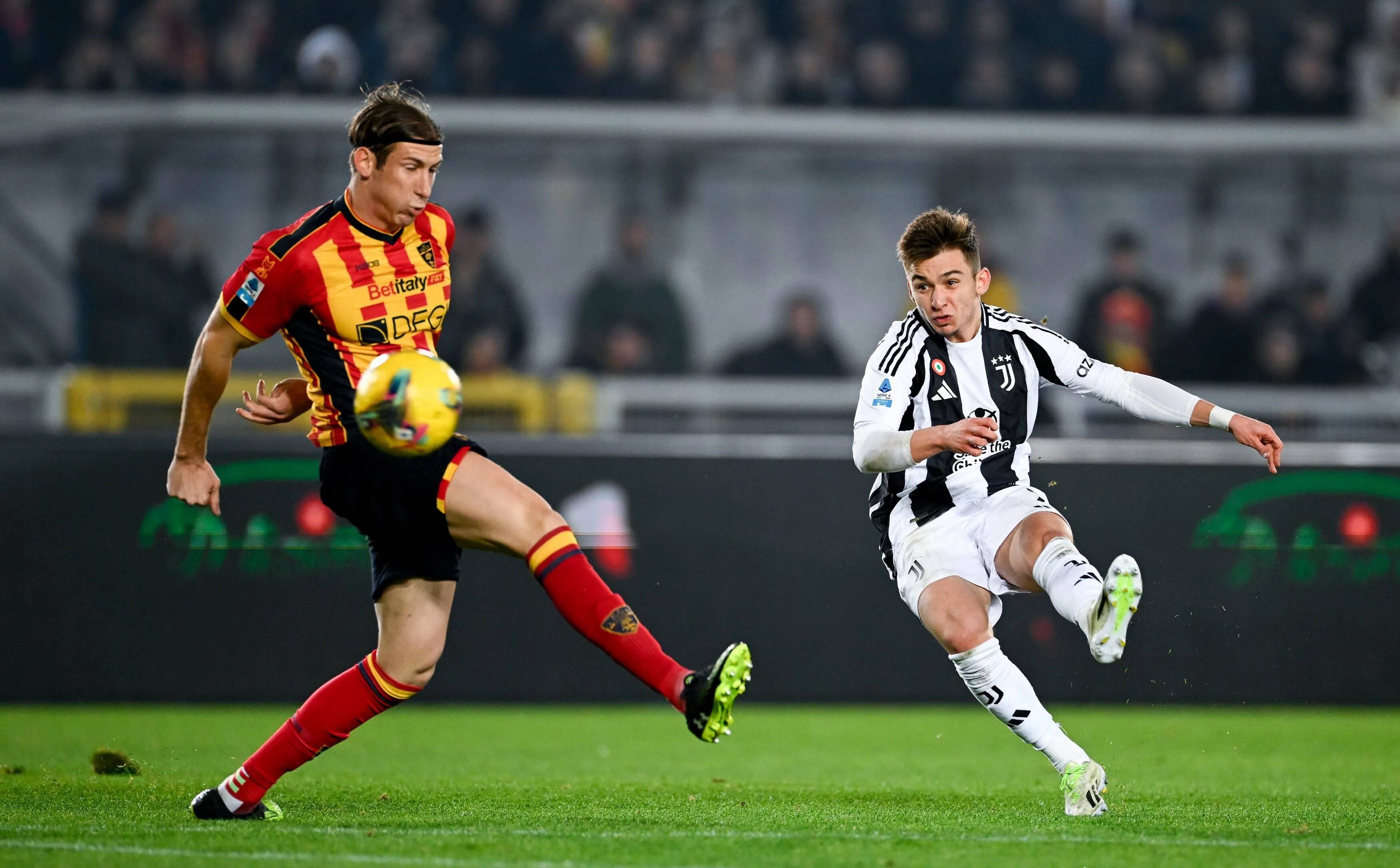 那不勒斯客场告捷,跃居积分榜前列的简单介绍 那不勒斯客场告捷,跃居积分榜前列的简单介绍