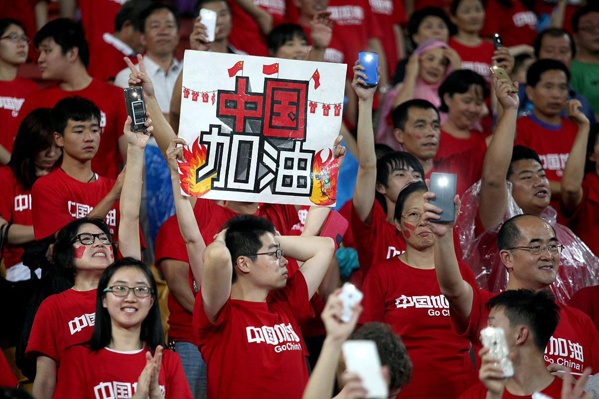 关于夺冠热门球队在激烈的战斗中获得胜利的信息 关于夺冠热门球队在激烈的战斗中获得胜利的信息