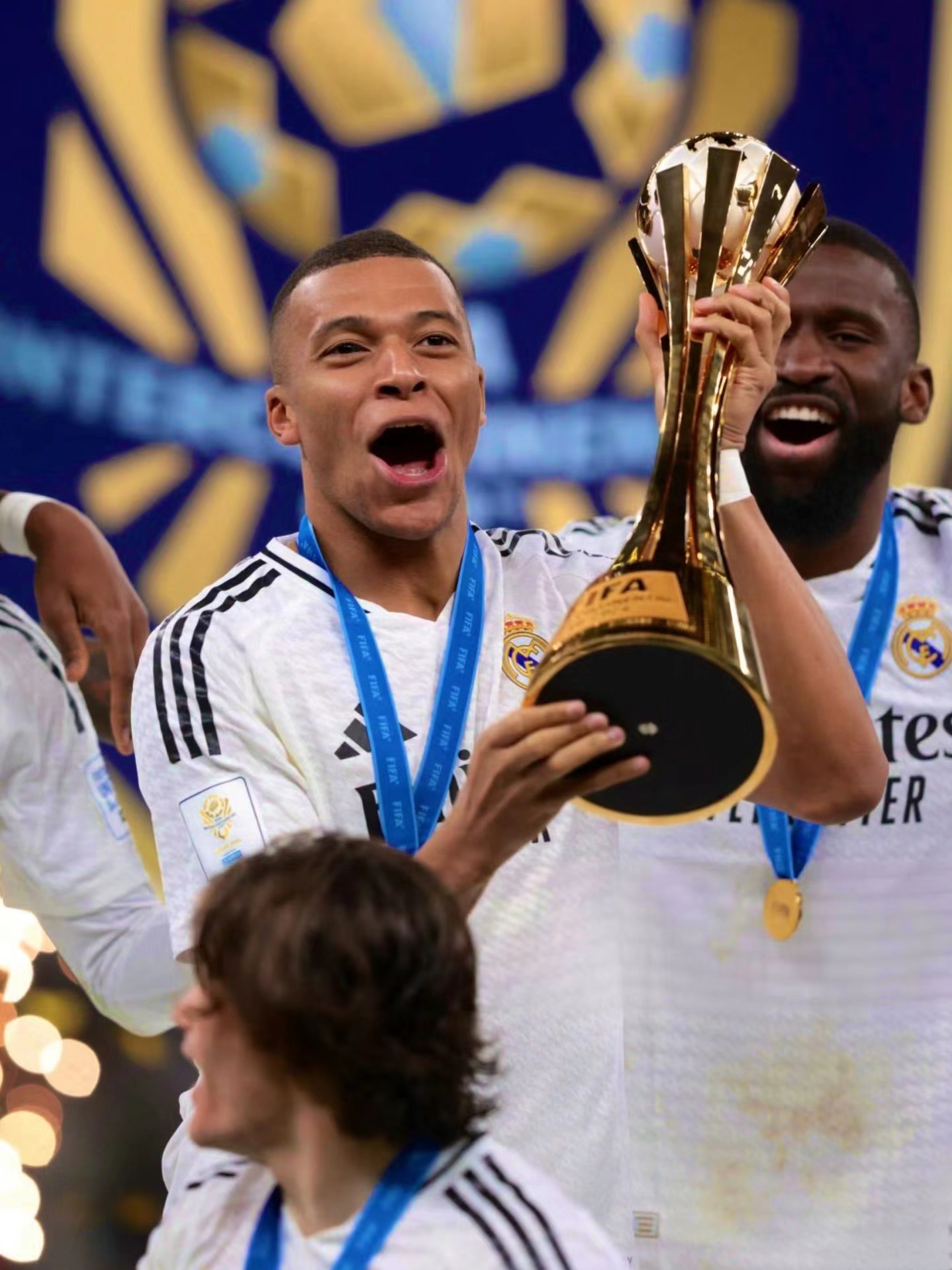 皇家马德里再获胜,欧洲冠军杯希望仍存的简单介绍 皇家马德里再获胜,欧洲冠军杯希望仍存的简单介绍