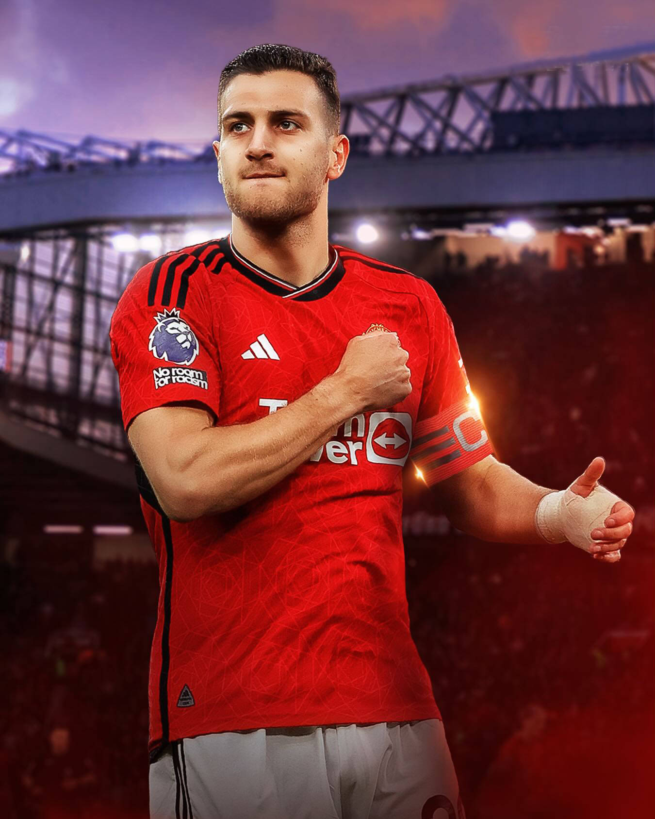 曼联球员续约消息面世，球队未来走向引关注的简单介绍