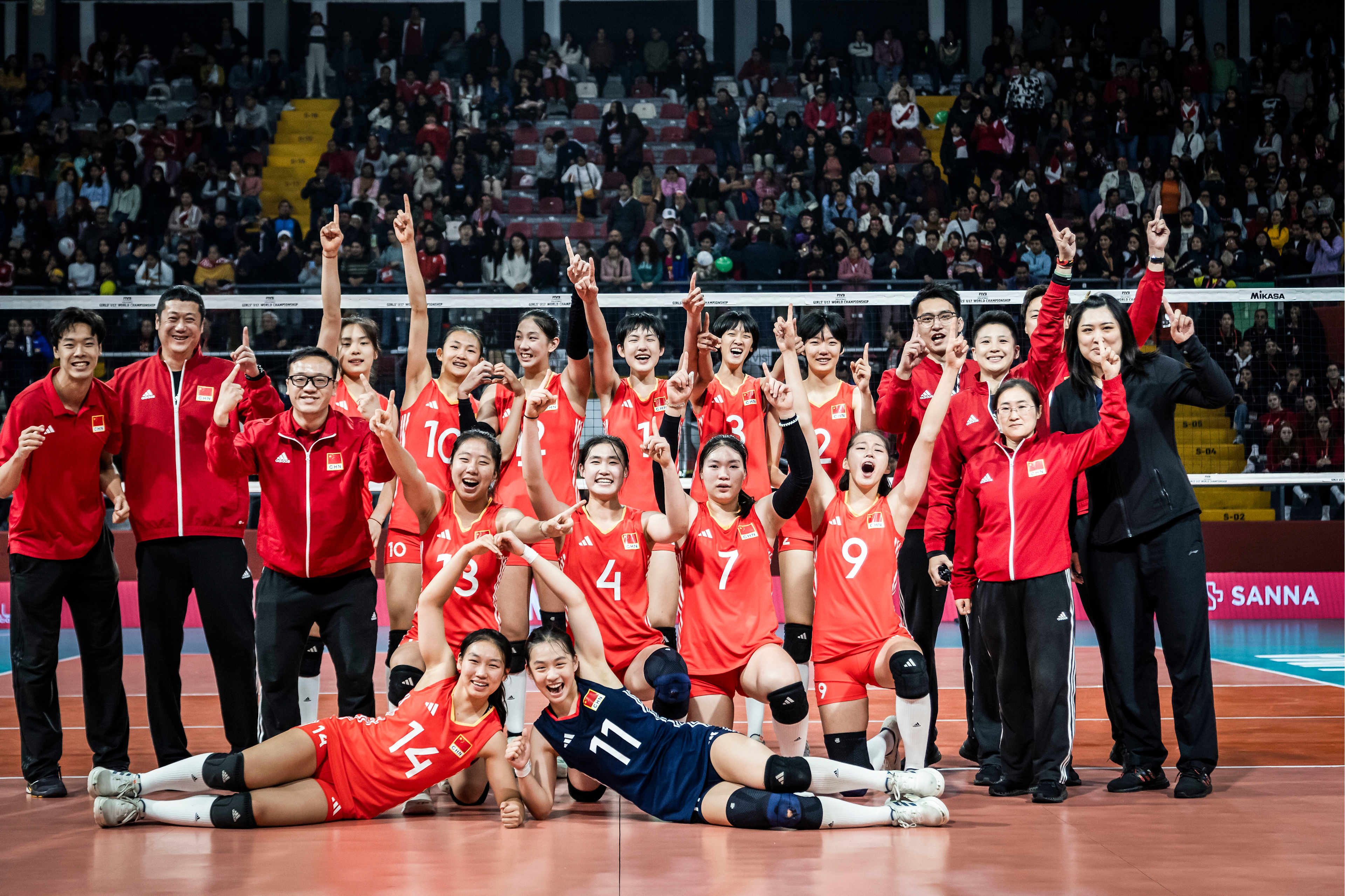 包含塞尔维亚排球选手团队合作,联手夺银的词条 包含塞尔维亚排球选手团队合作,联手夺银的词条