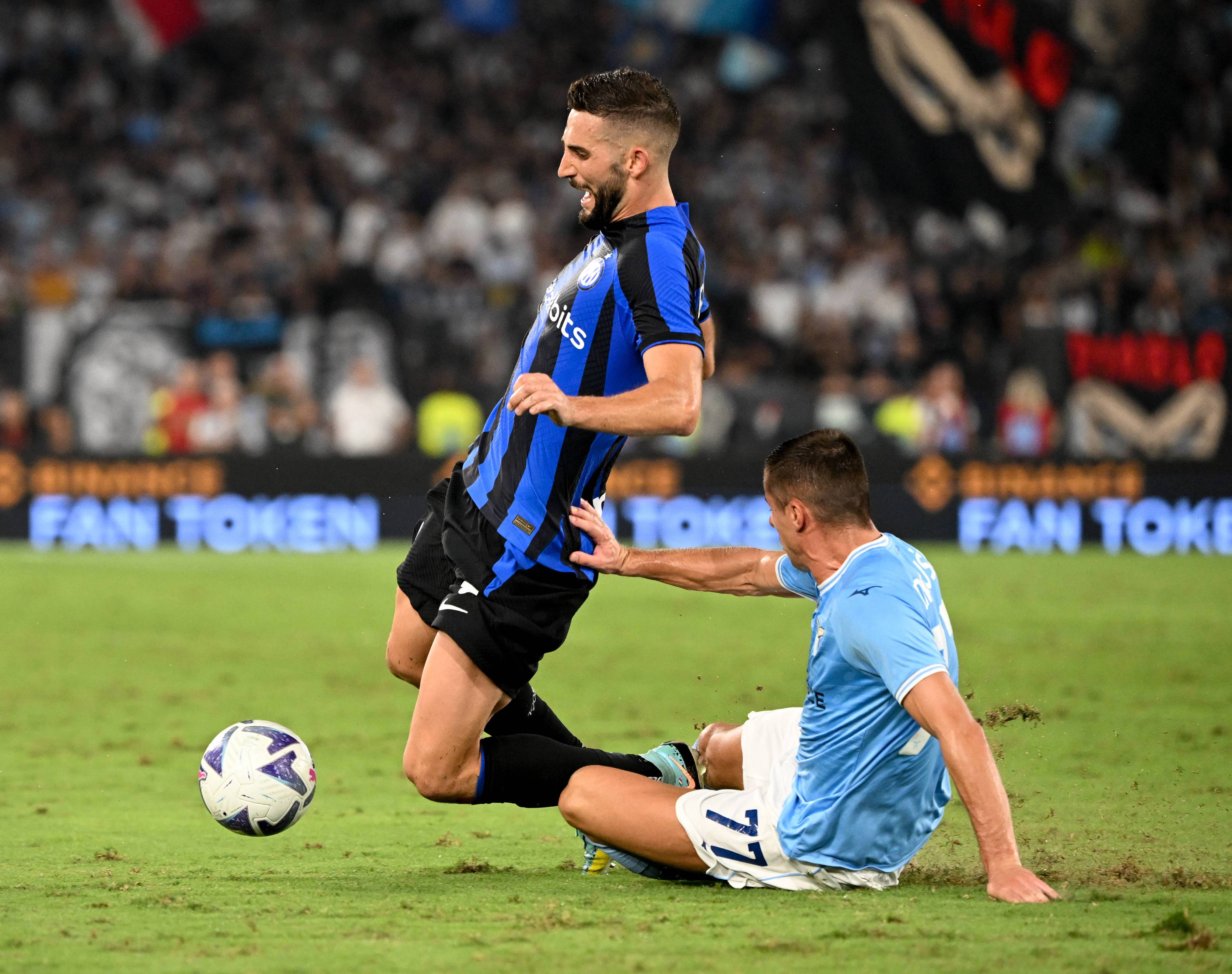 米兰德比国米小胜,抢占冠军之位 米兰德比国米小胜,抢占冠军之位