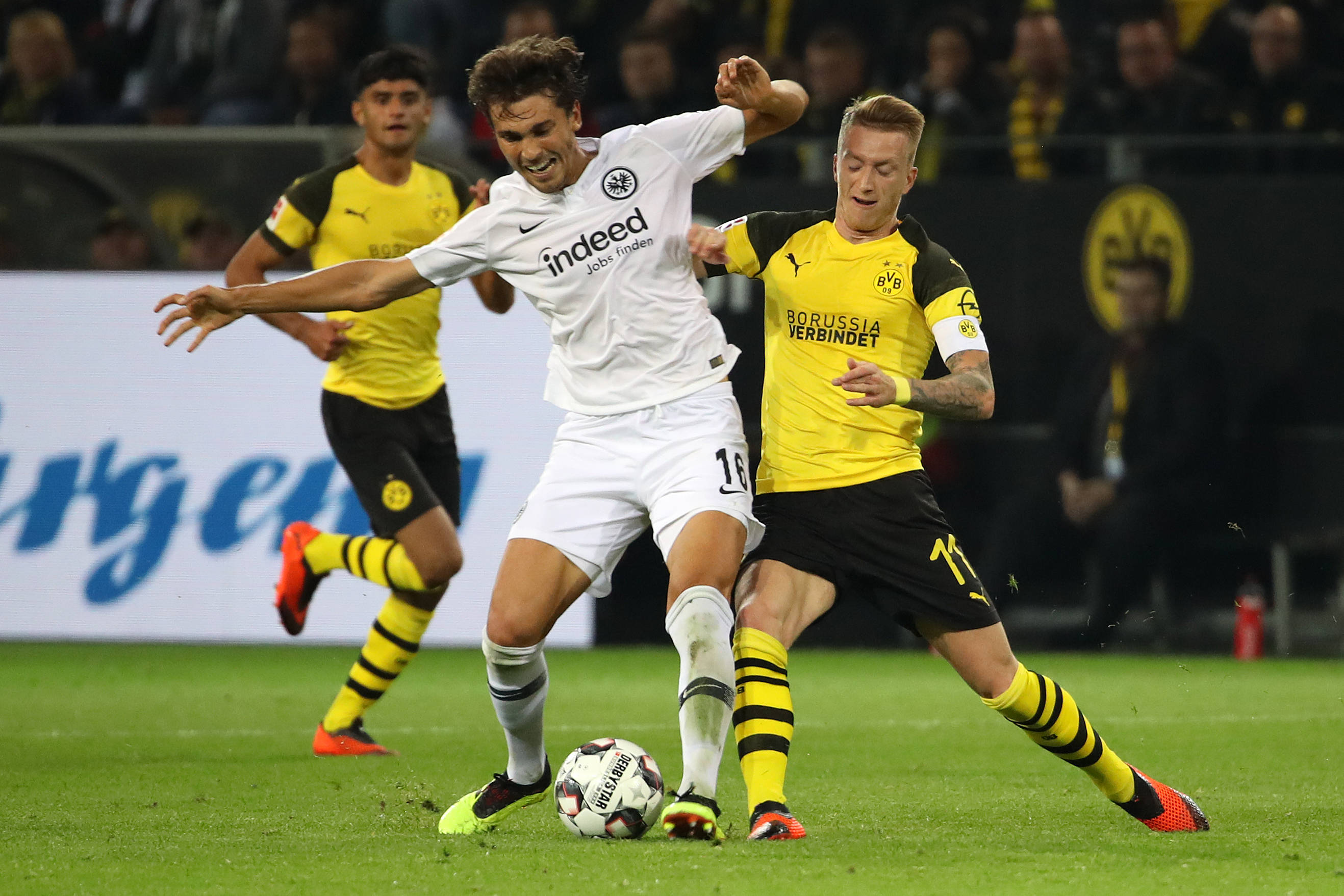 关于多特蒙德客场获胜,晋级前景看好的信息 关于多特蒙德客场获胜,晋级前景看好的信息