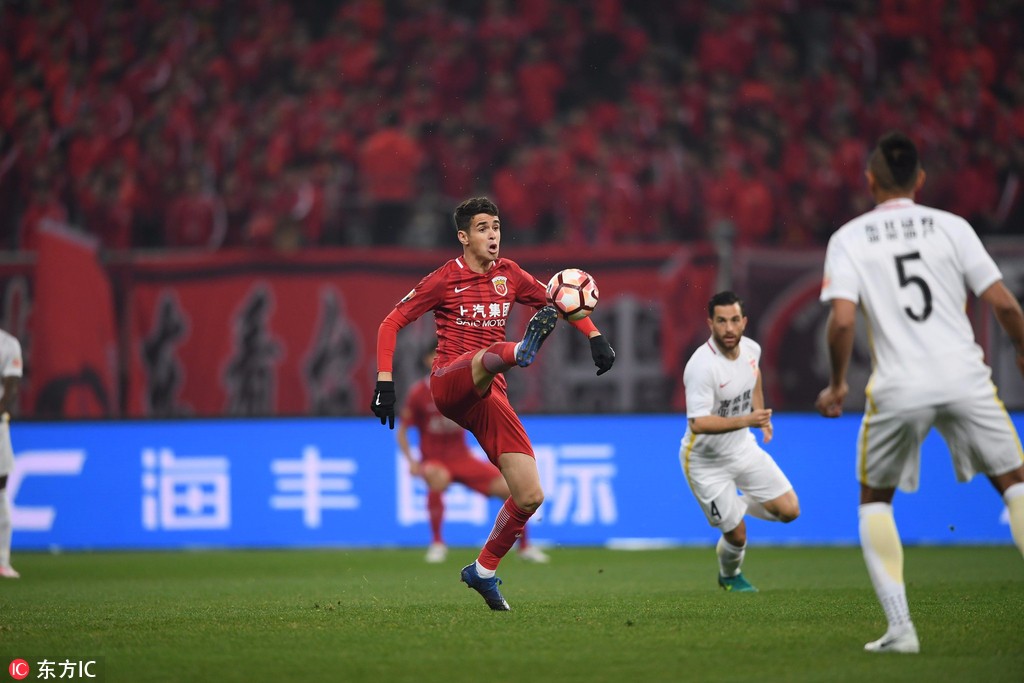 上港主场击败恒大,继续保持领先优势的简单介绍 上港主场击败恒大,继续保持领先优势的简单介绍