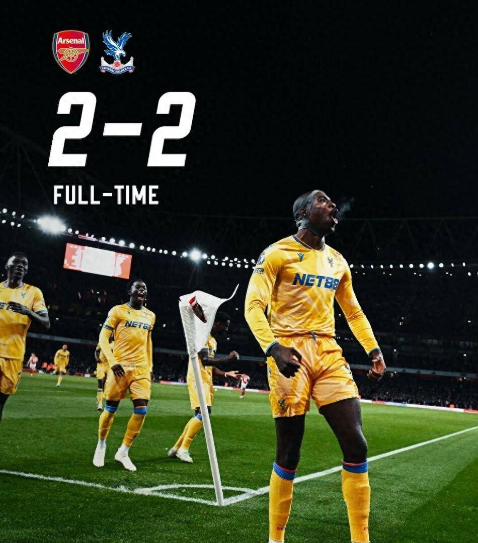 曼联主场逼平阿森纳,保持不败 曼联主场逼平阿森纳,保持不败