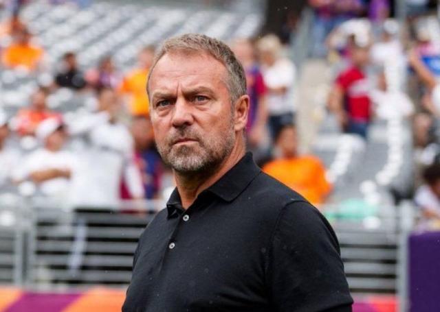 巴萨遭遇惨败,球迷情绪低落 巴萨遭遇惨败,球迷情绪低落