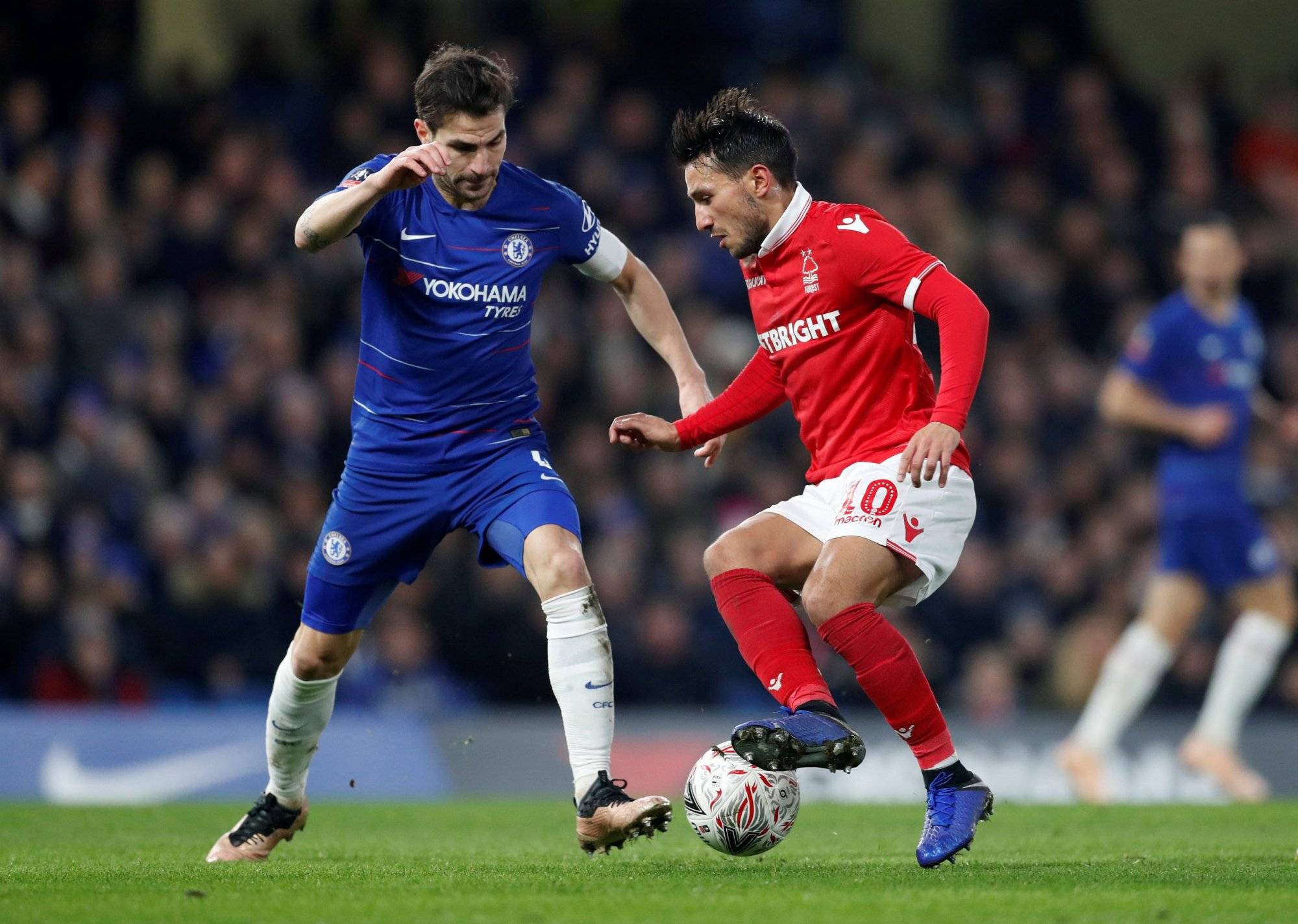 开云体育-包含沙尔克客场捧走三分，击败美因茨的词条