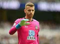 冈恩主帅自信满满,球队雄心勃勃向前迈进 冈恩主帅自信满满,球队雄心勃勃向前迈进