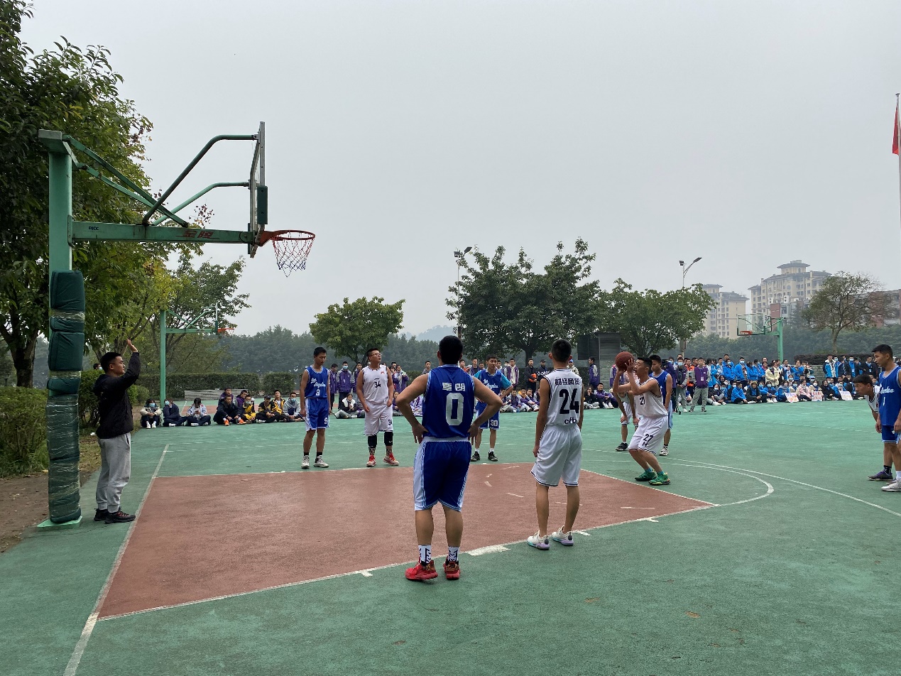 开云体育中国-重庆队长受伤，球队士气受挫