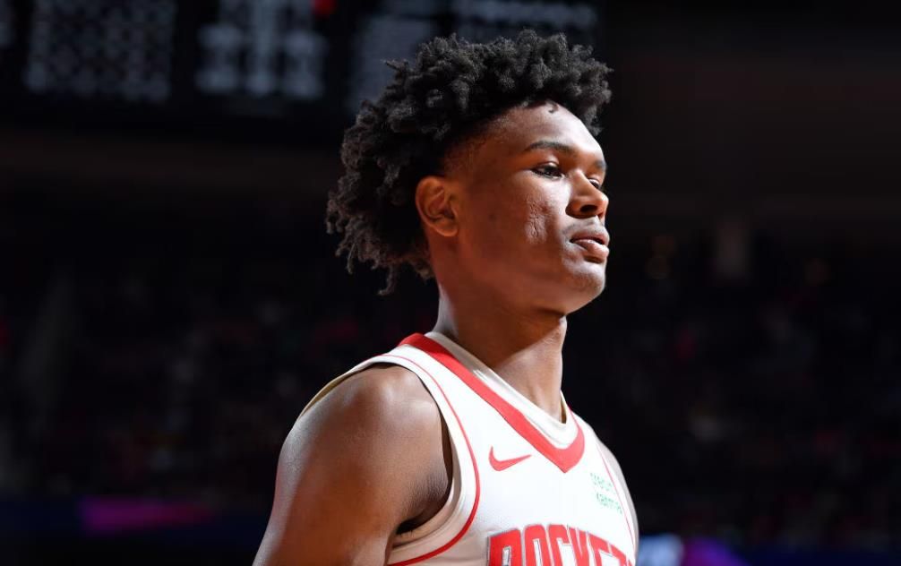 关于大阪飞踢队以惊人表现获得胜利，进军下一轮比赛的信息