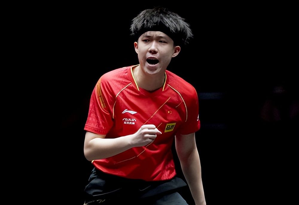 沙尔克球队面对艰难局面，球迷心情低落