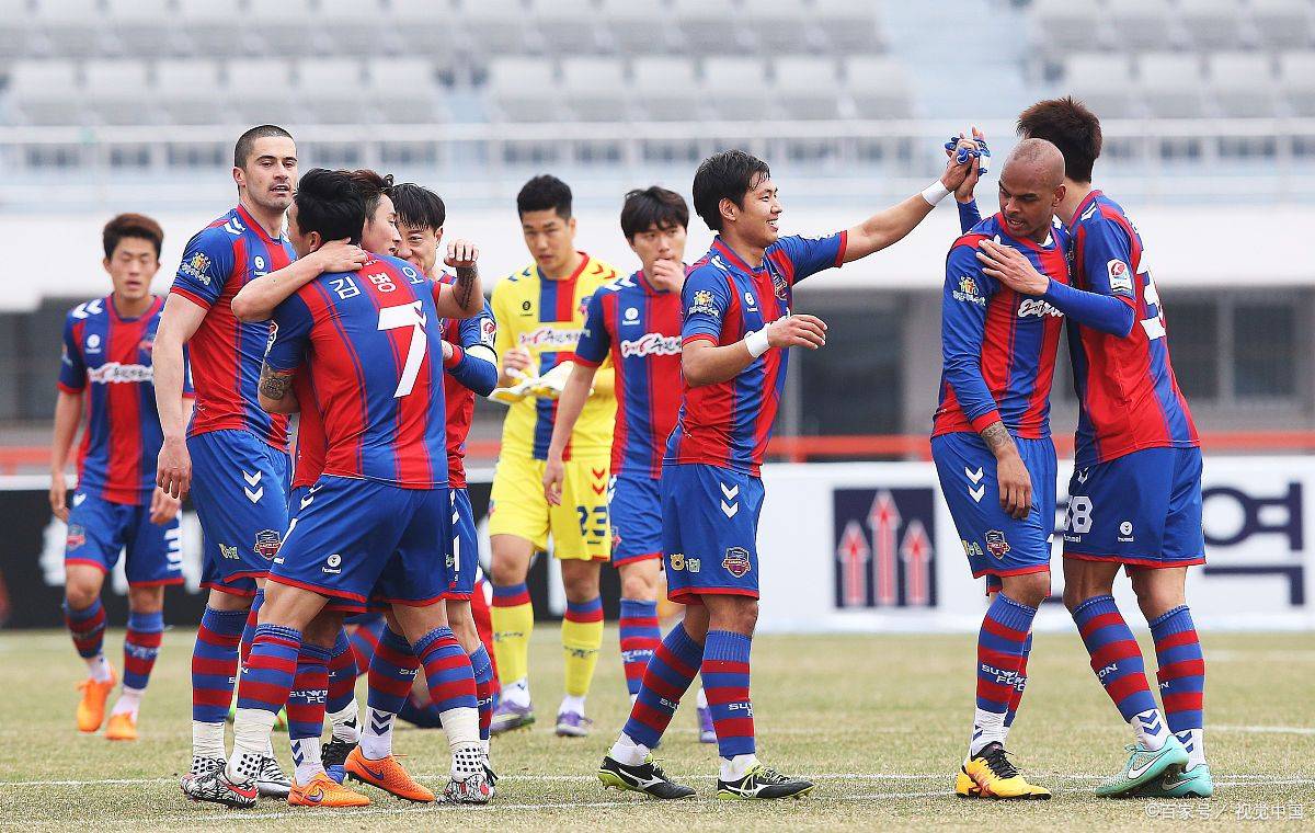 大阪球队集结迪拜,备战国际洲际赛事 大阪球队集结迪拜,备战国际洲际赛事