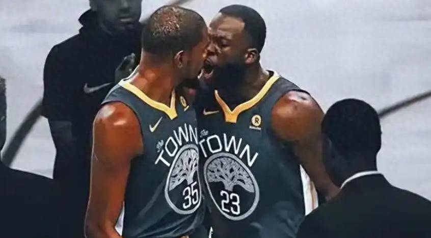 激战瞬间!欧洲赛场精彩对决依次上演的简单介绍 激战瞬间!欧洲赛场精彩对决依次上演的简单介绍