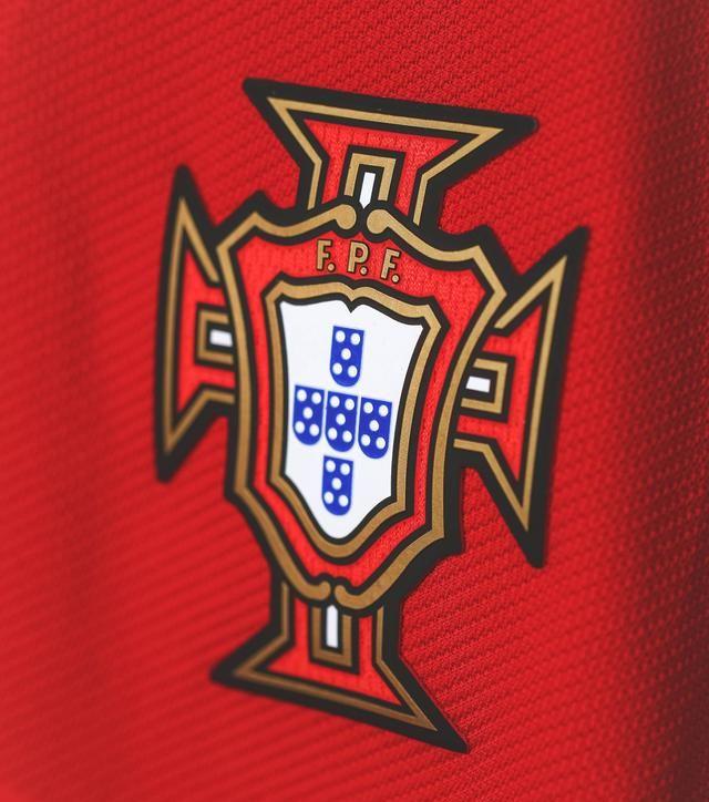 包含葡萄牙战平塞尔维亚,小组头名位置不变的词条 包含葡萄牙战平塞尔维亚,小组头名位置不变的词条