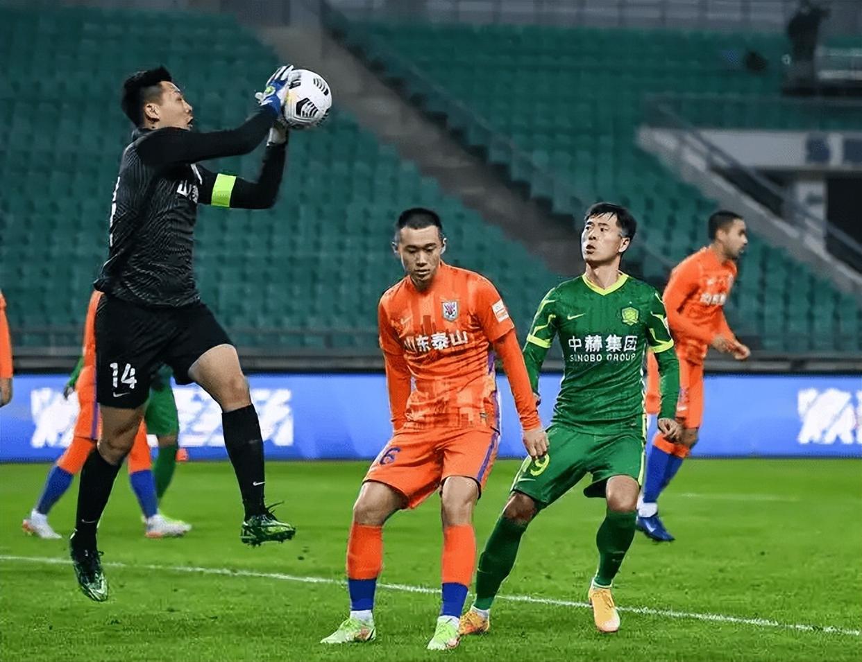 泰山主场告捷,球队士气高涨 泰山主场告捷,球队士气高涨