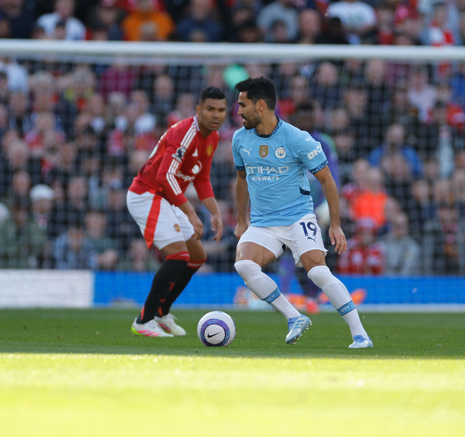 法兰克福球员状态神勇,欧冠名额触手可及 法兰克福球员状态神勇,欧冠名额触手可及