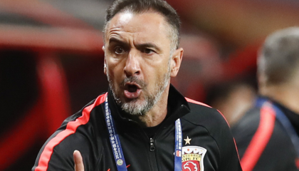 上港攻守平衡取胜，领先优势稳固