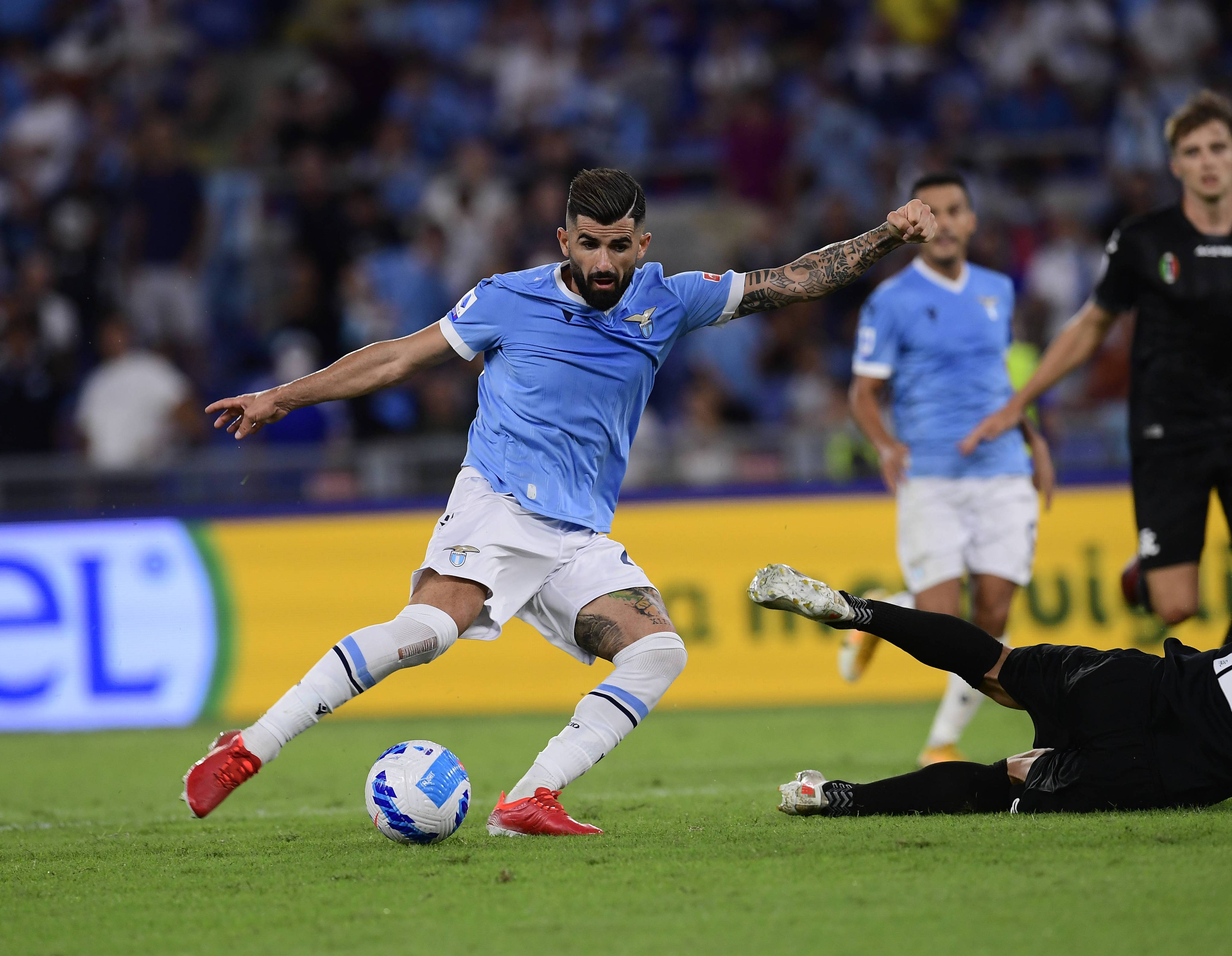 拉齐奥客场艰难战平，遗憾失分