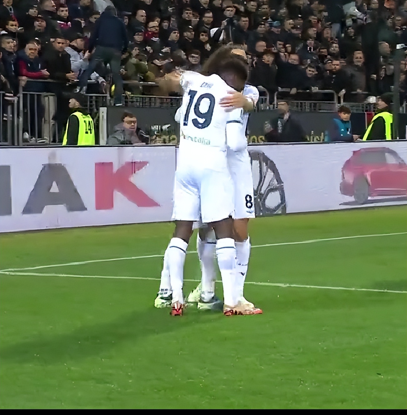 拉齐奥客场艰难战平，遗憾失分