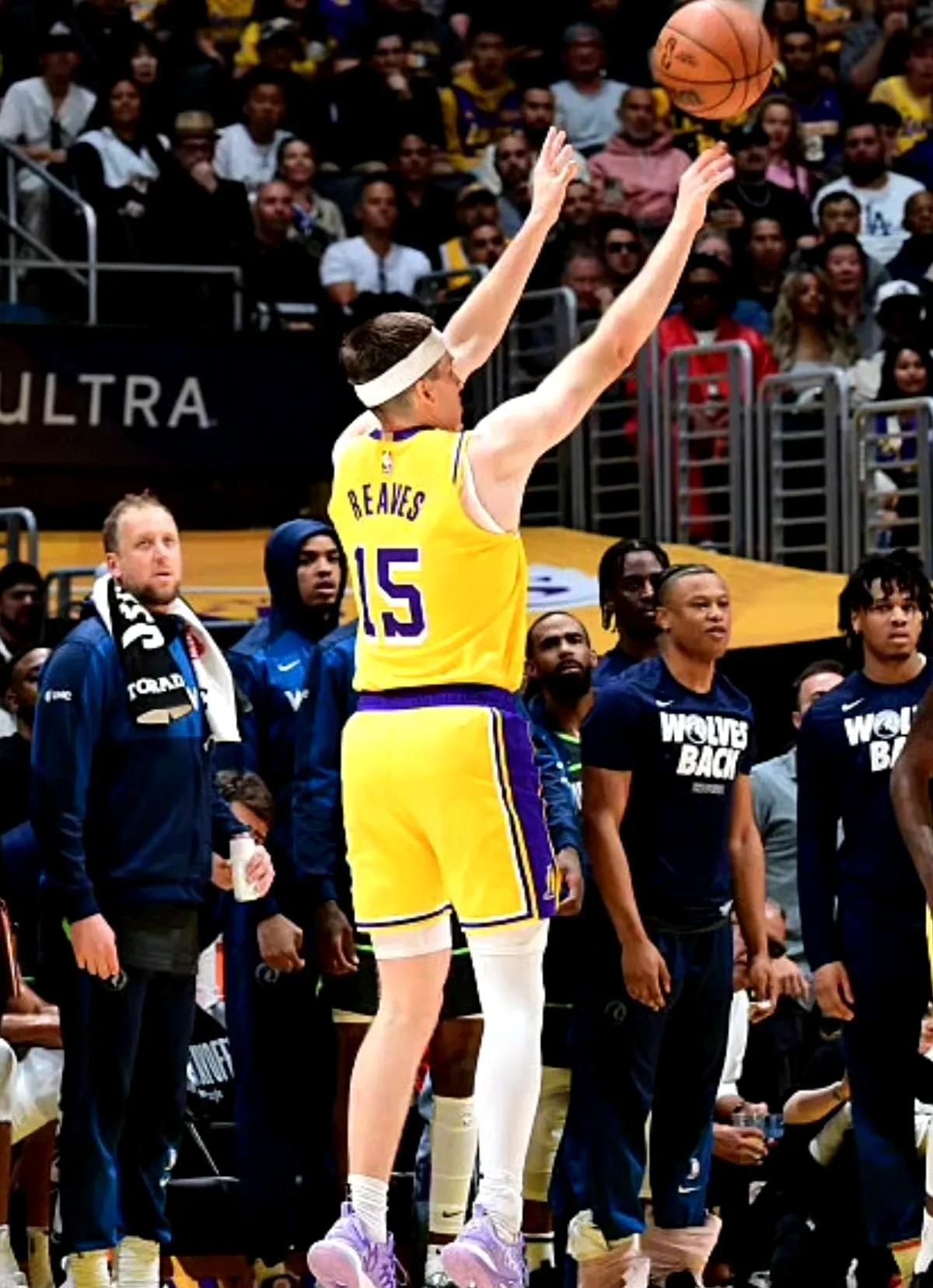 灰熊力克森林狼,戈贝尔独揽20个篮板 灰熊力克森林狼,戈贝尔独揽20个篮板