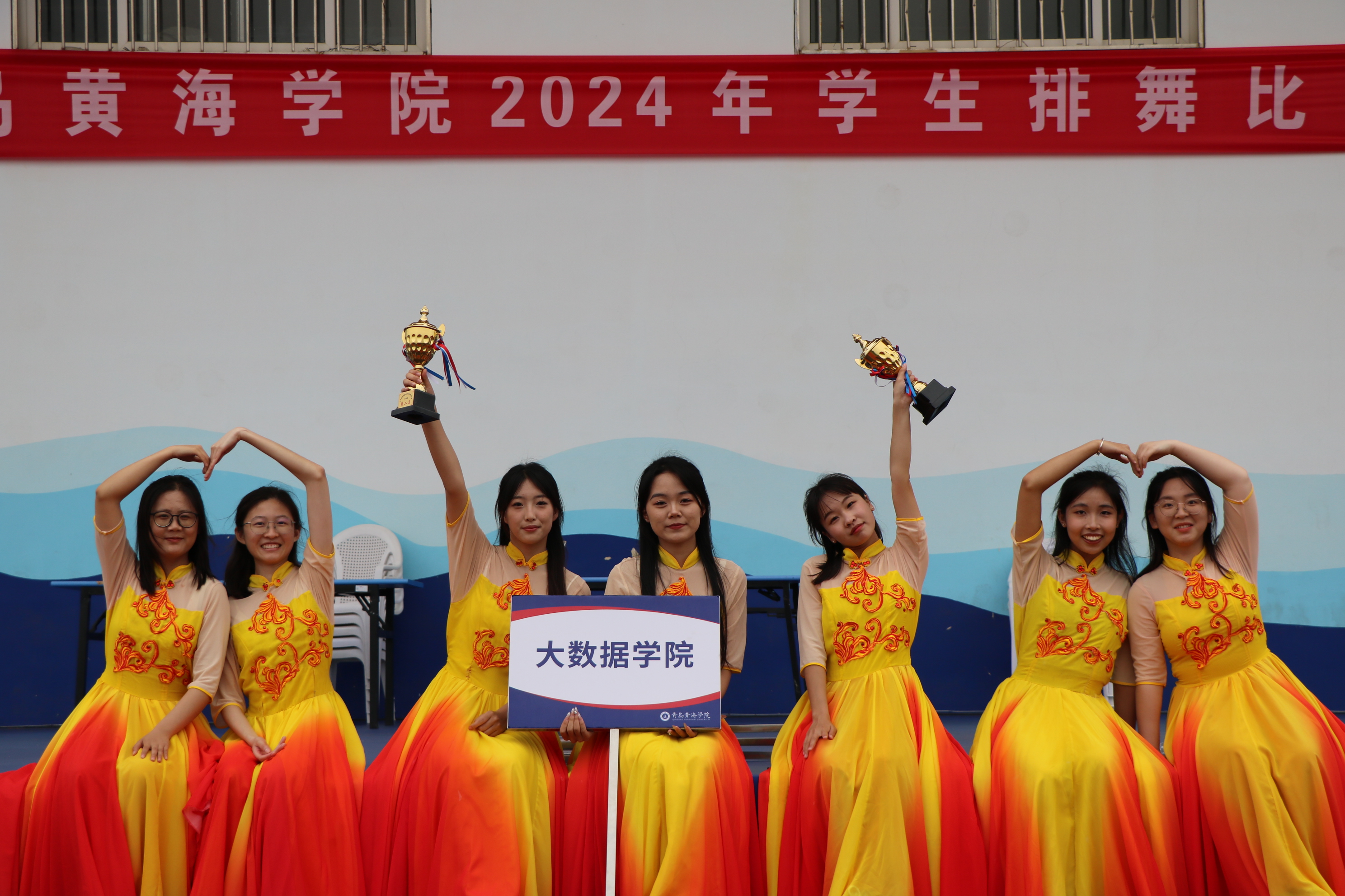 青岛黄海备受期待,备战首轮比赛 青岛黄海备受期待,备战首轮比赛