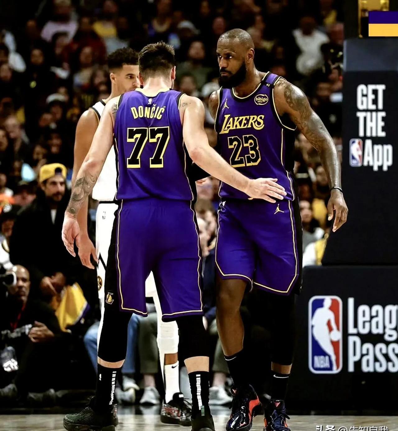 湖人大胜骑士,取得五连胜 湖人大胜骑士,取得五连胜