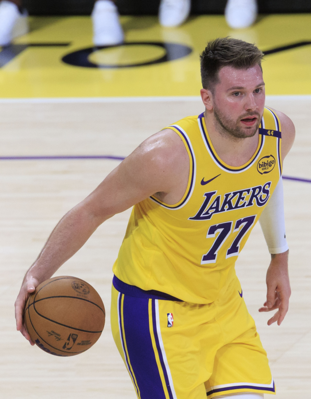 开云体育平台APP-包含NBA揭幕战：湖人胜灰熊，浓眉27+14的词条