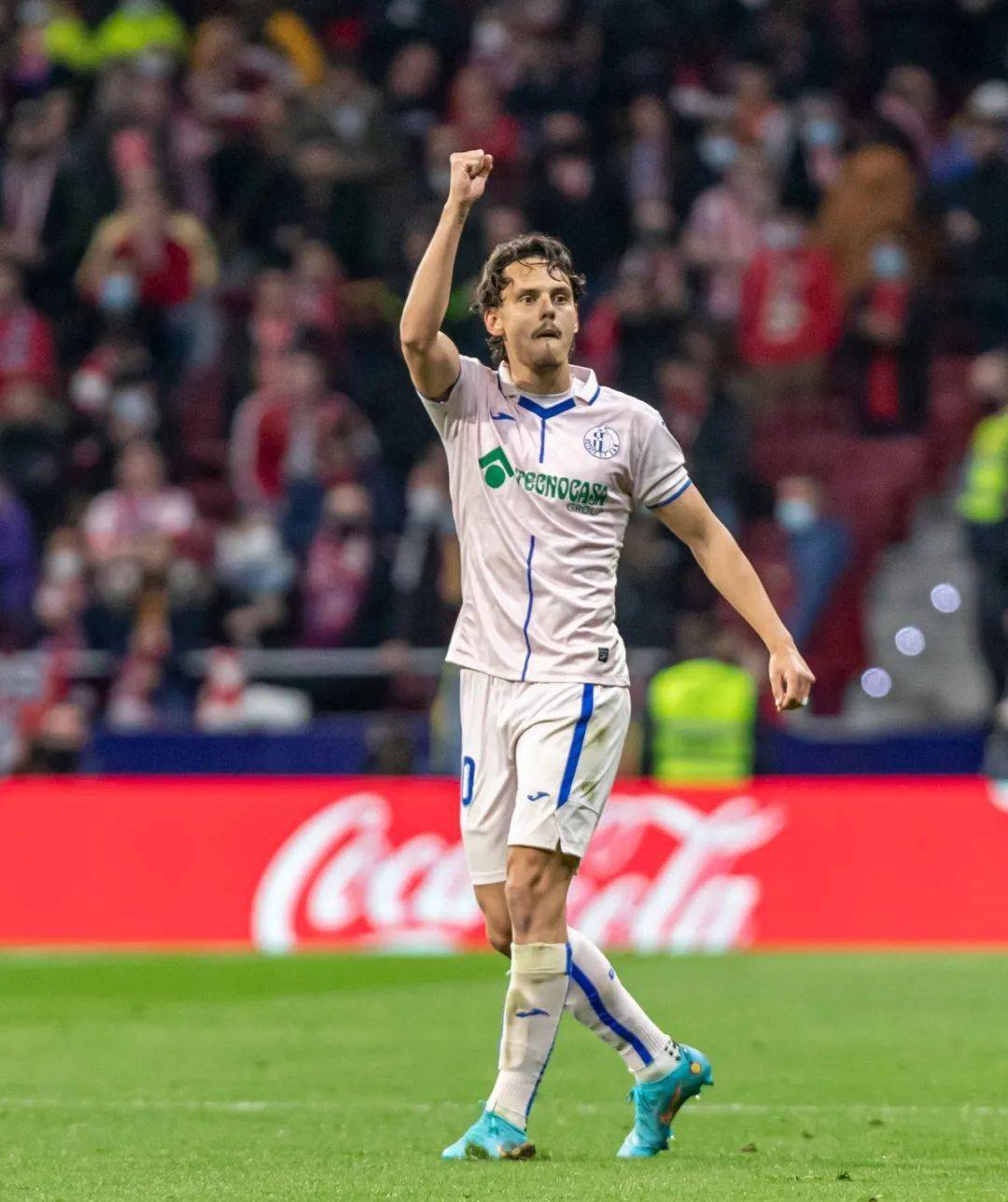 塞维利亚客场告捷,保持不败战绩 塞维利亚客场告捷,保持不败战绩