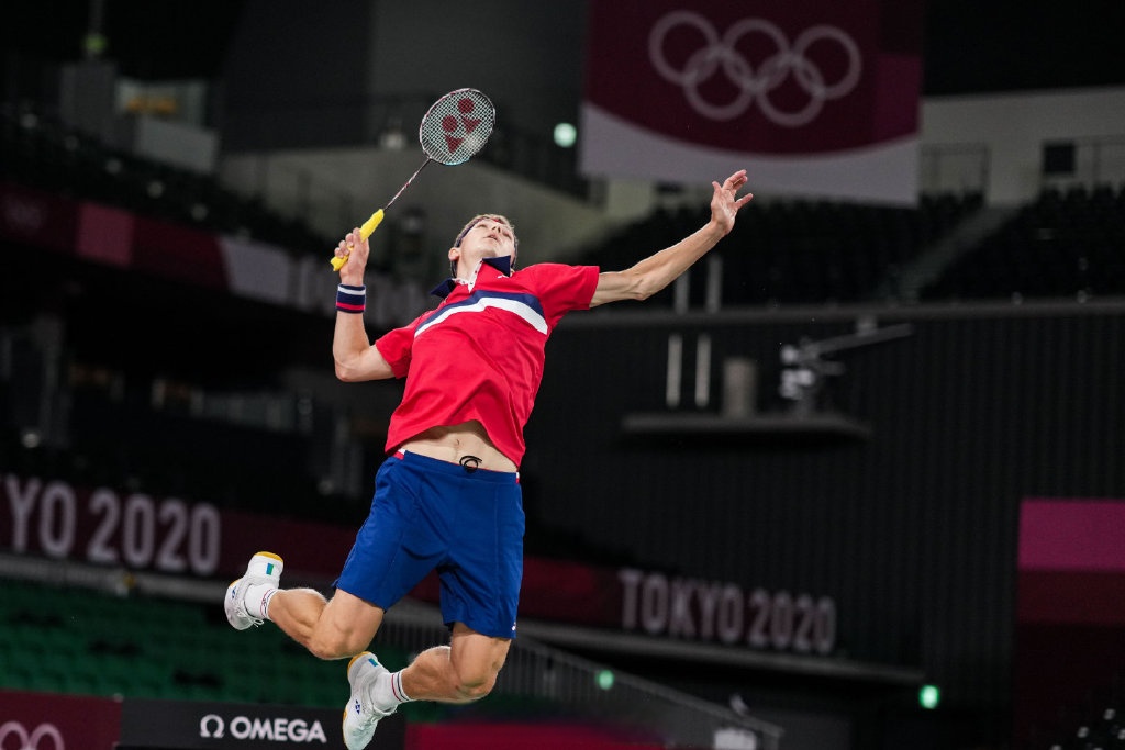 日本羽毛球队完胜泰国羽毛球队,安赛龙统治全场的简单介绍 日本羽毛球队完胜泰国羽毛球队,安赛龙统治全场的简单介绍