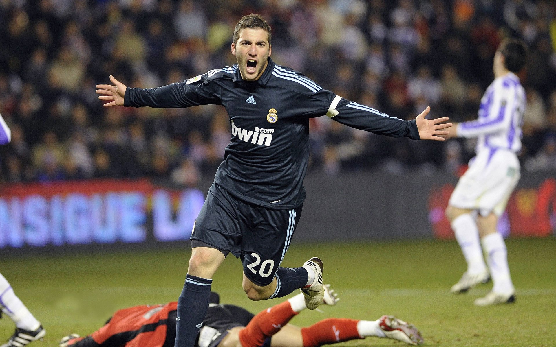 开云体育登录-马竞之夜的灵光，格列兹曼如何以一人之力改写国家德比